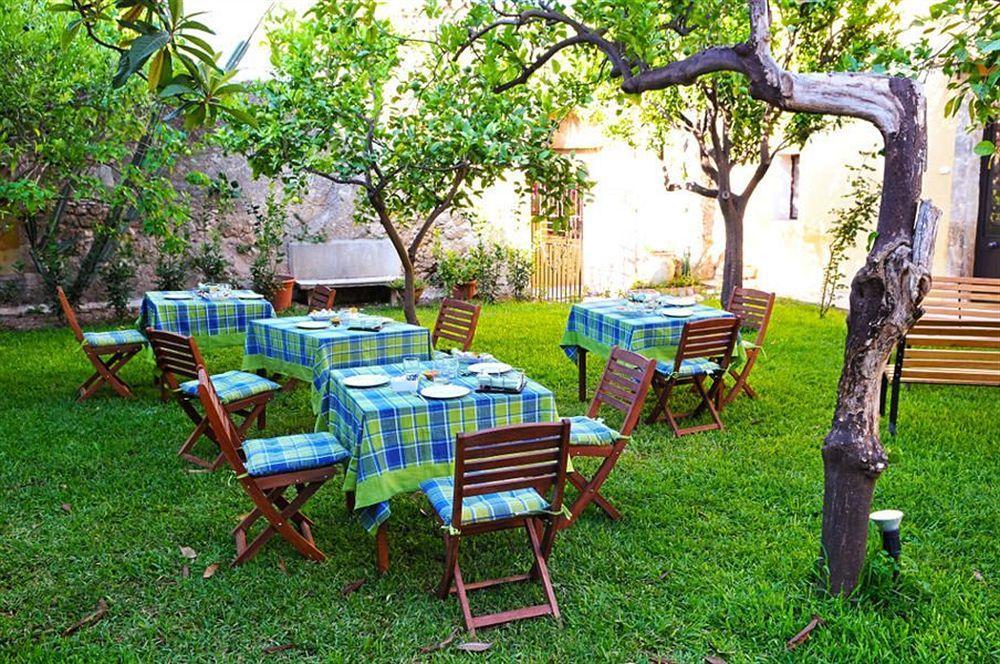 Il Giardino Del Barocco Bed & Breakfast Noto Exterior photo