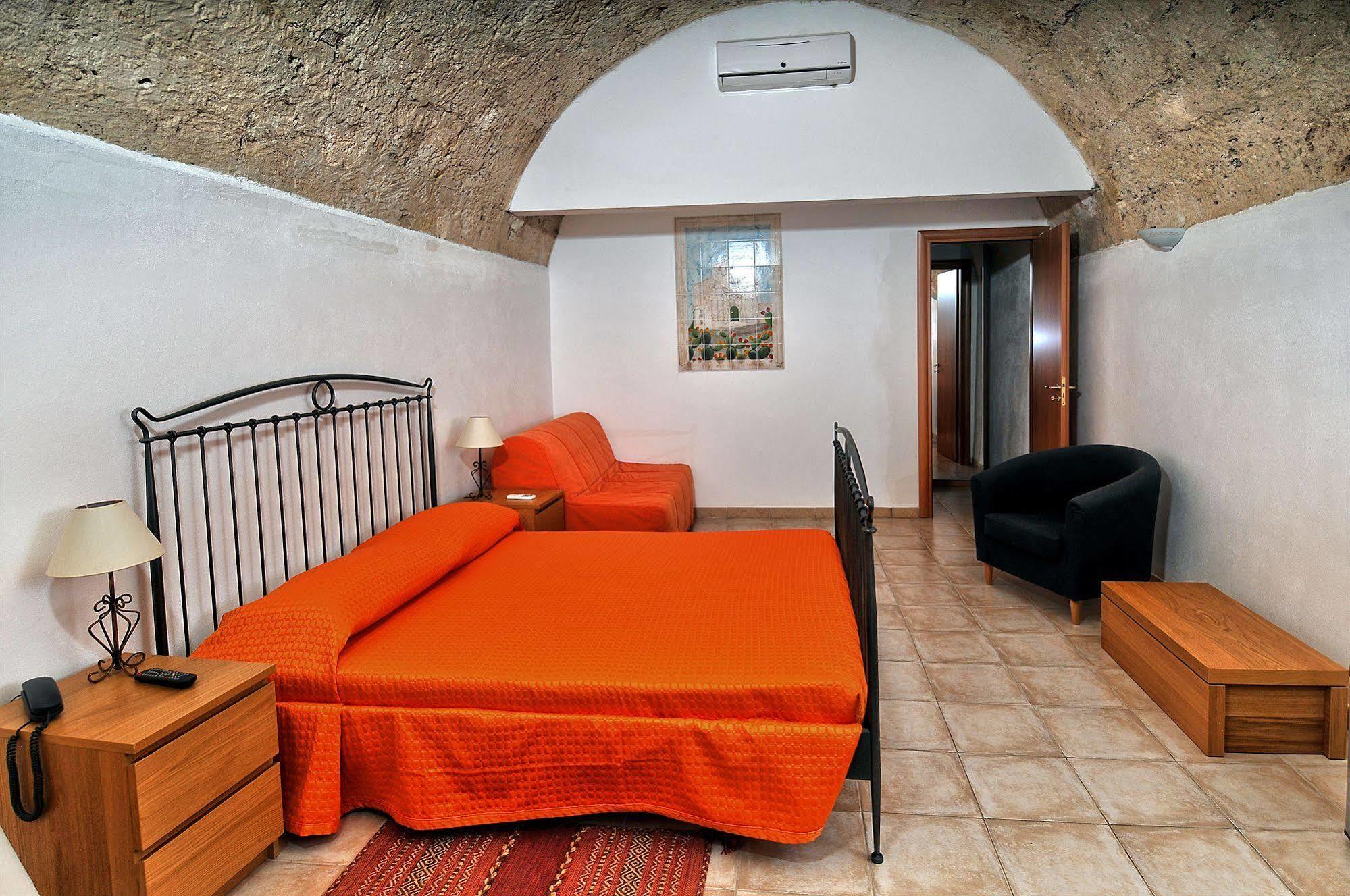Il Giardino Del Barocco Bed & Breakfast Noto Exterior photo
