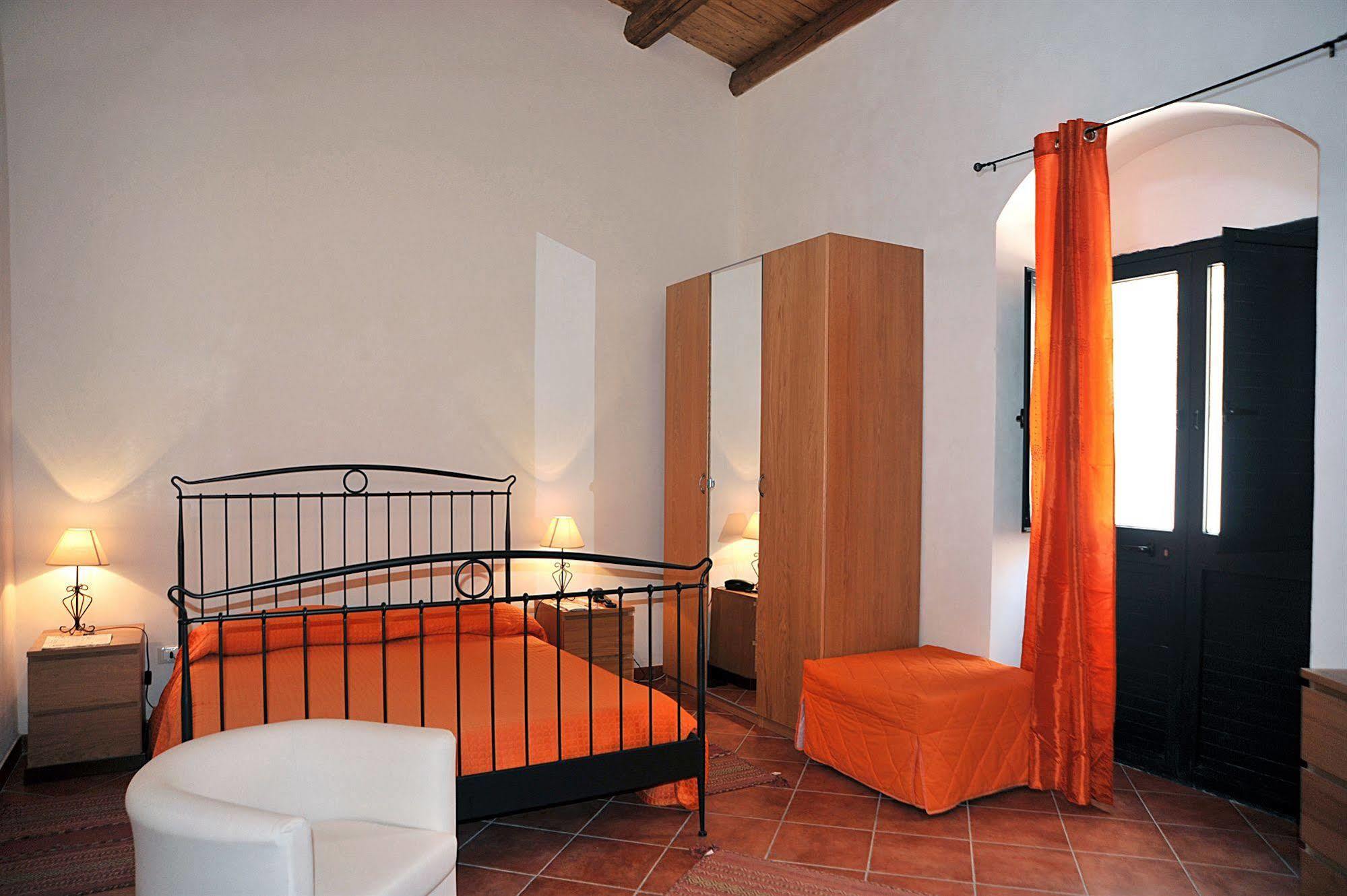 Il Giardino Del Barocco Bed & Breakfast Noto Exterior photo